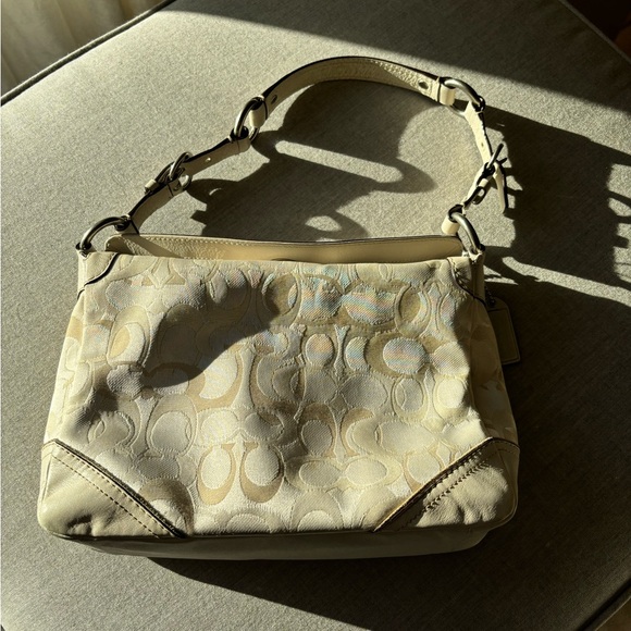 Coach Signature Small Tote Ivory Cream D06K-10142 - Picture 2 of 13